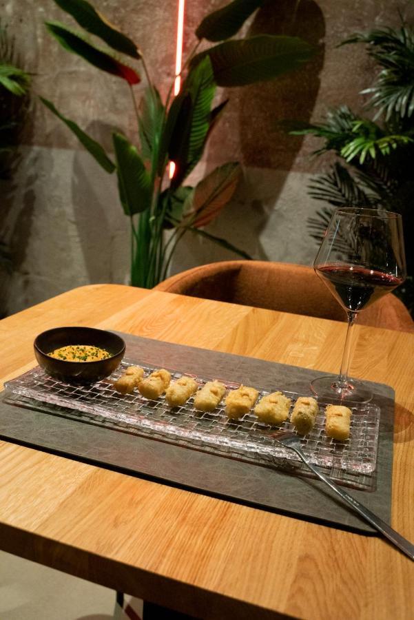 Bilder Boutique Hotel Bilbao Esterno foto